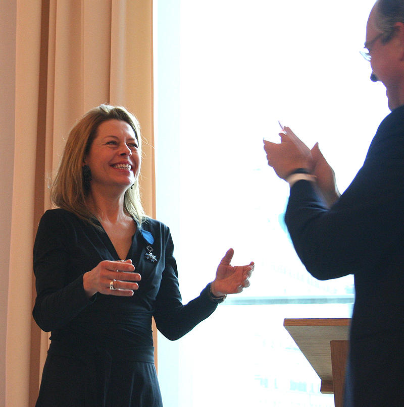 Prof. Dr.  Agnès Voisard Chevalier dans l'Ordre National du Mérite